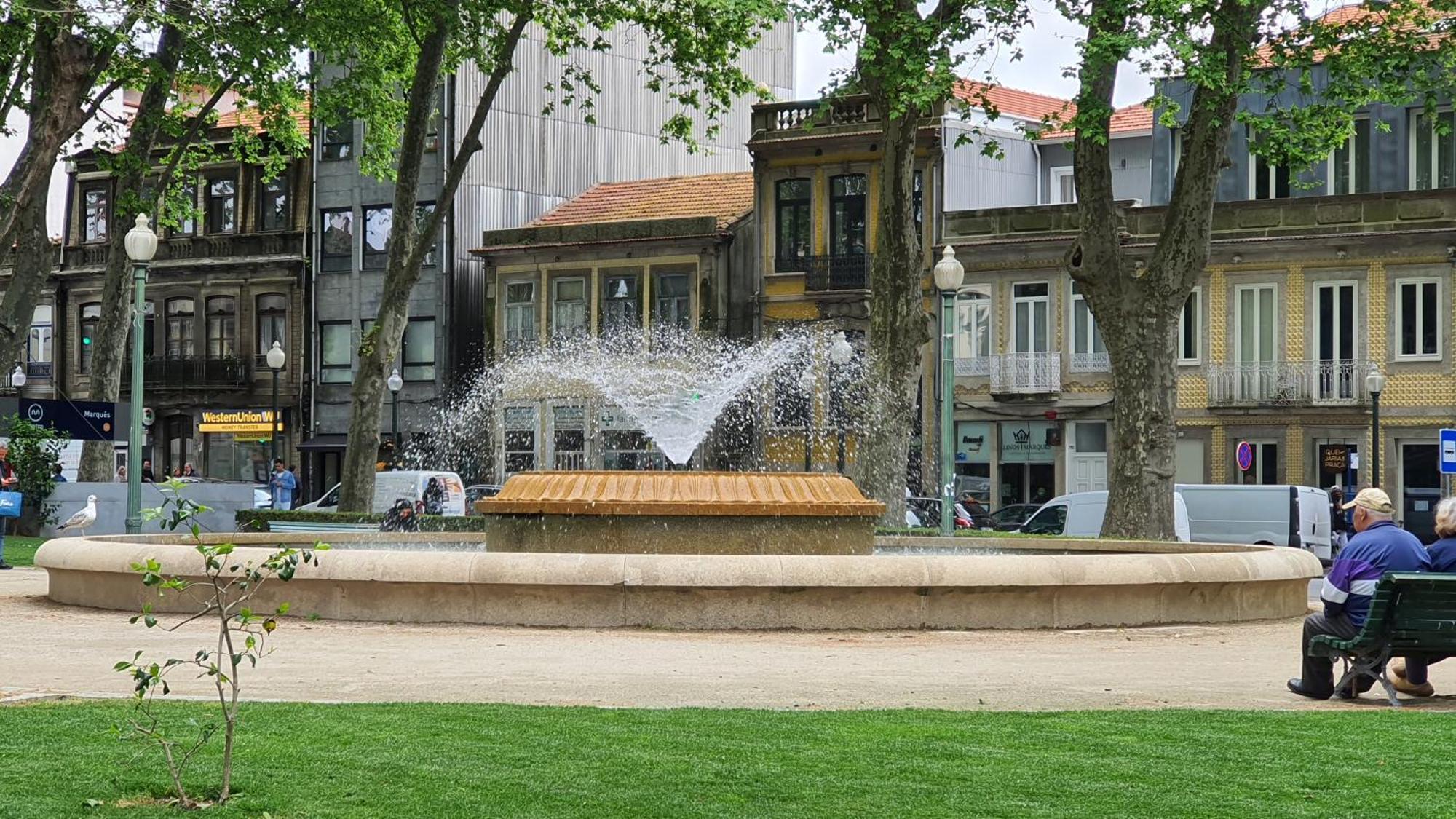 Appartamento Downtown Porto With Parking Next To Subway Esterno foto